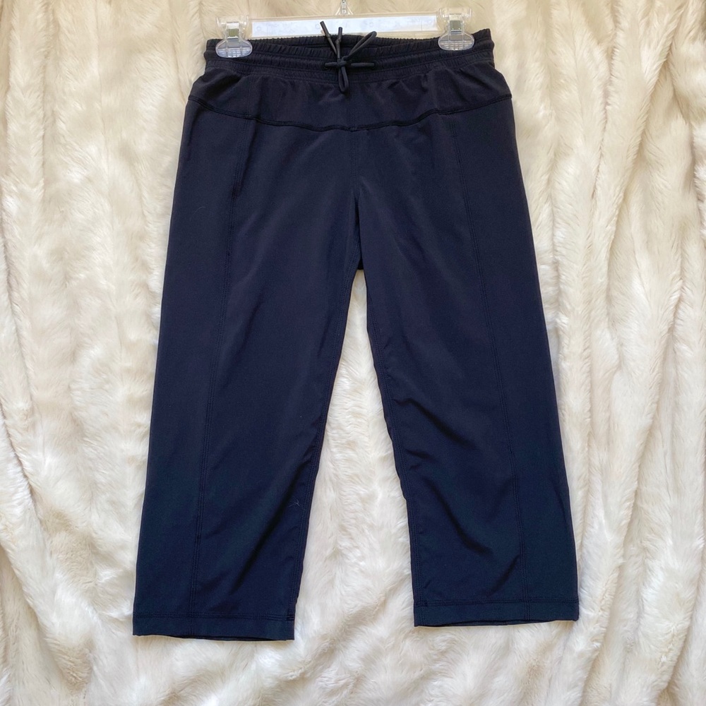 Lululemon capri pants